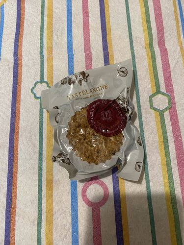 Customer photo review of Tortino di Nocciole Tastëlanghe (Box 10 pezzi)