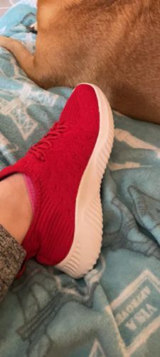 Customer photo review of PUJCS Womens Non-slip Walking Sneaker Red