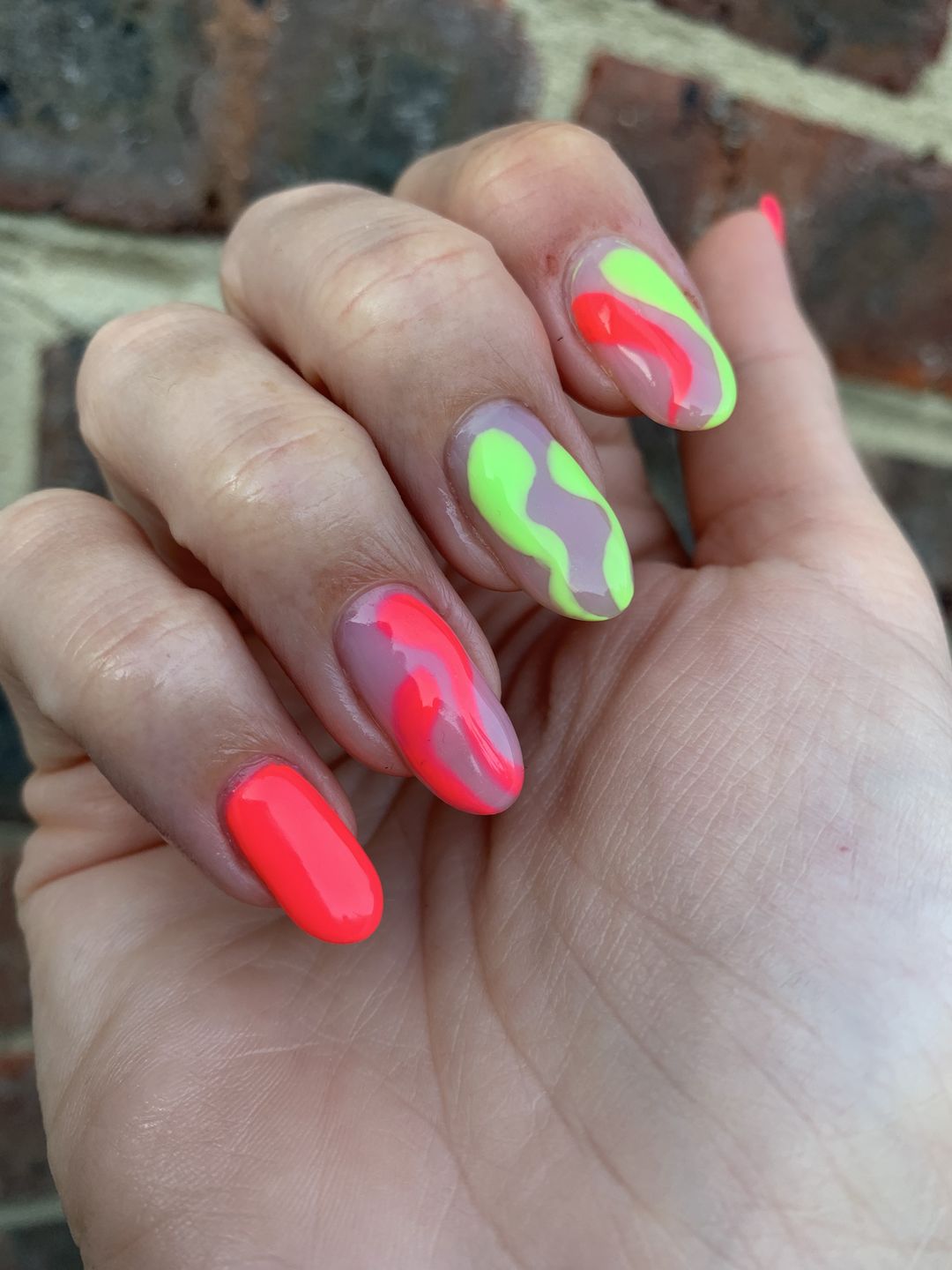 Customer photo review of Semilac 570 Neon Watermelon UV Gel Polish 7ml