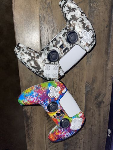 Customer photo review of Tie Dye - PS5 Controller Skin