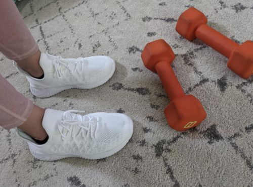 Customer photo review of PUJCS Womens Non-slip Walking Sneaker White