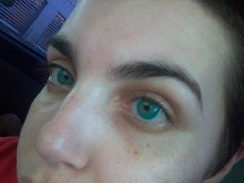 Customer photo review of [buy 1 get 1 free] Prescription Blue Contact Lenses