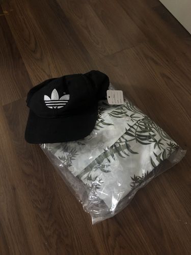 Customer photo review of Vintage Adidas Snapback Hat