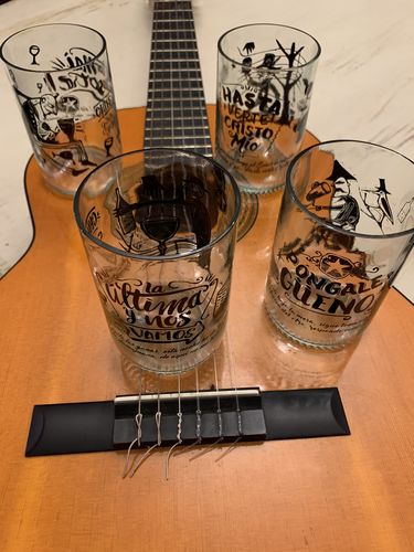 Customer photo review of La Caña Popular Juego de 4 Vasos