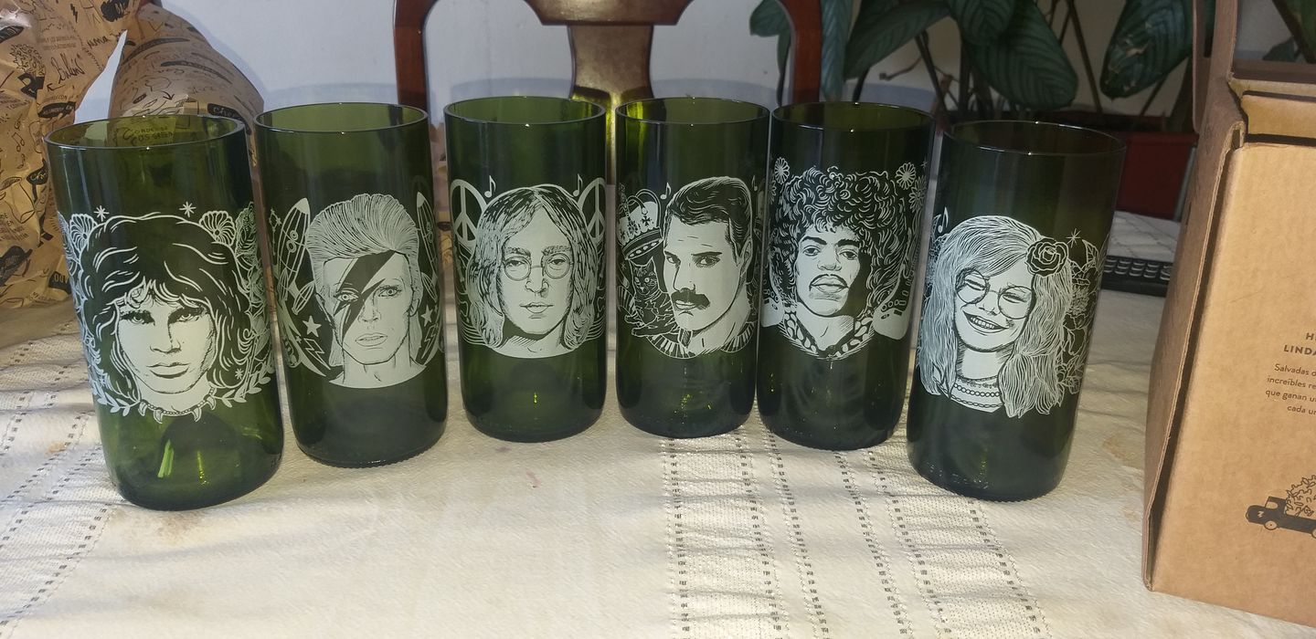 Customer photo review of Vasos Rockstar Juego de 6 Vasos