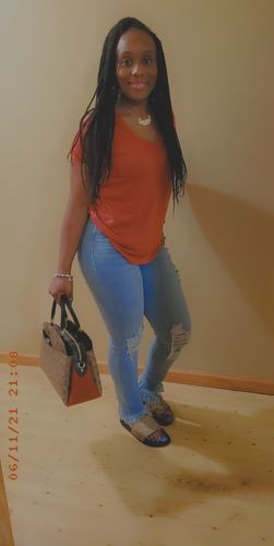 Customer photo review of Double Plated Heart Name Necklace