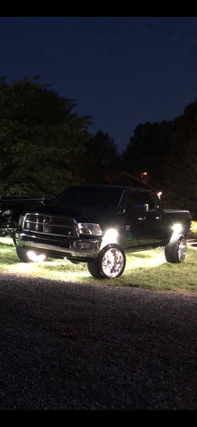 Customer photo review of RGB+W Wheel Lights 5 FT Extension Wire (Single Wire)