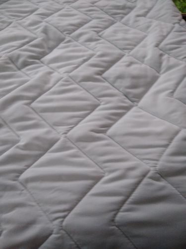 Customer photo review of Protector de Colchón Acolchado Modelo Rombos (Rebeca Basic) Tamaño a Elegir