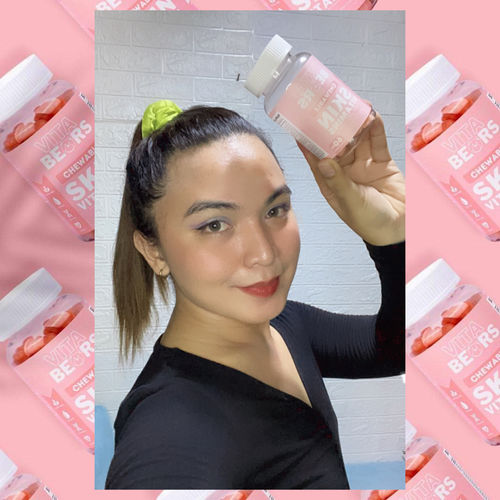 Customer photo review of Skin Vitamin Gummies