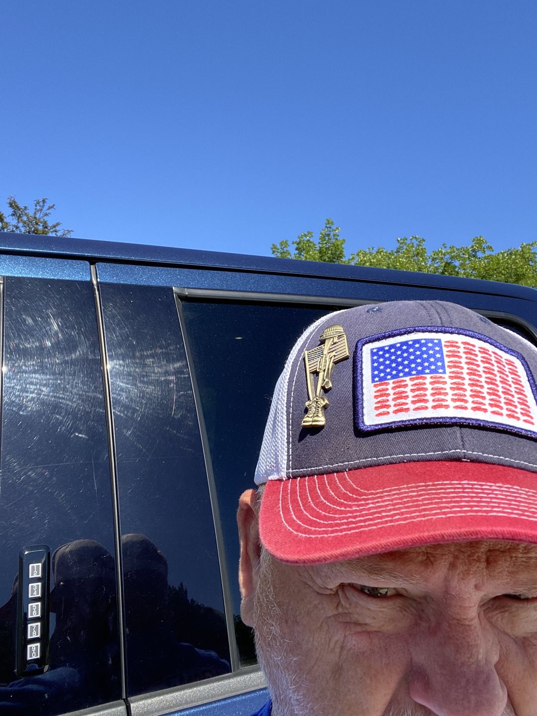 Customer photo review of Fallen Soldier USA Memorial Pin
