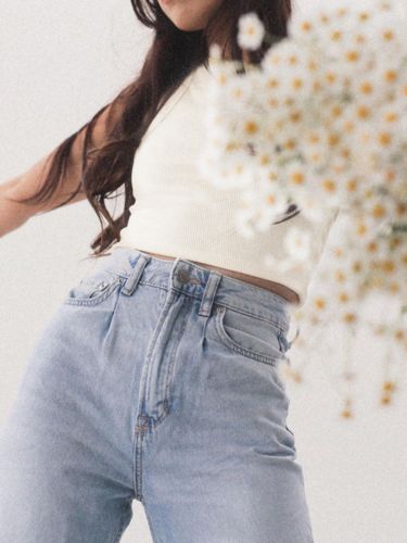 Customer photo review of Organic Rib Cutaway Tank Top-White