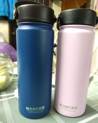 Customer photo review of (2-Pack Bundle) 18oz ACE bottle 530ml - Dark Blue/Lavender