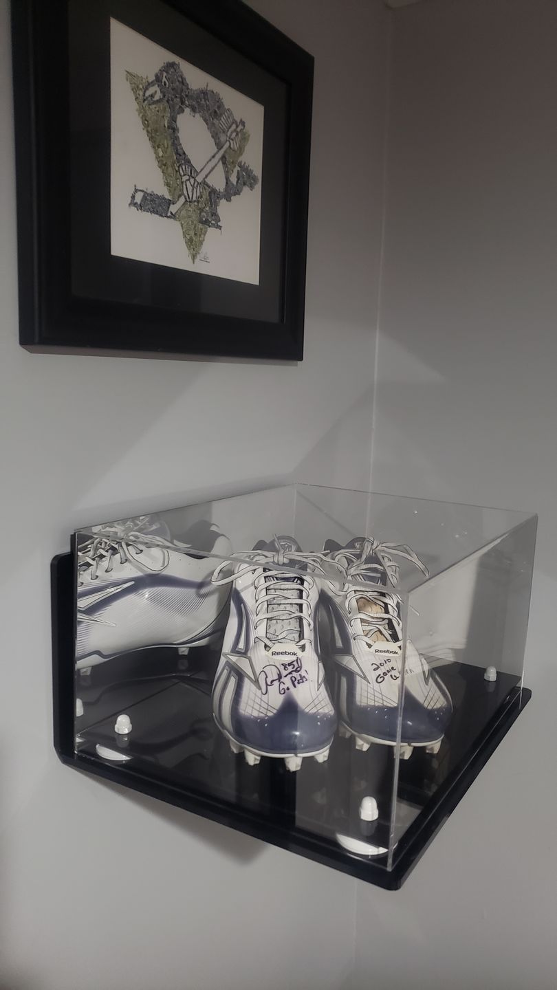 Customer photo review of Acrylic Large Shoe Display Case for Basketball Shoe Soccer Cleat Football Cleat - 15.25 X 12 X 8 - Mirror (A026/V12)