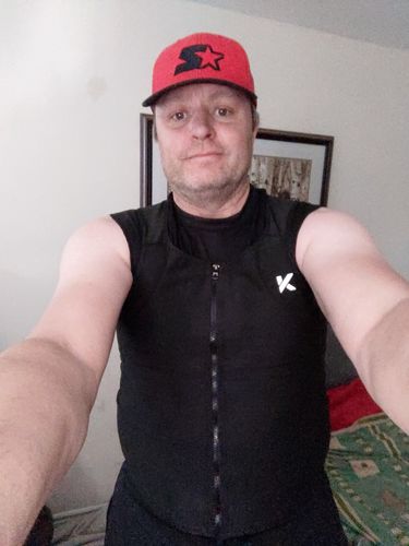 Customer photo review of Men's Zipper Heat Trapping Sweat Vest