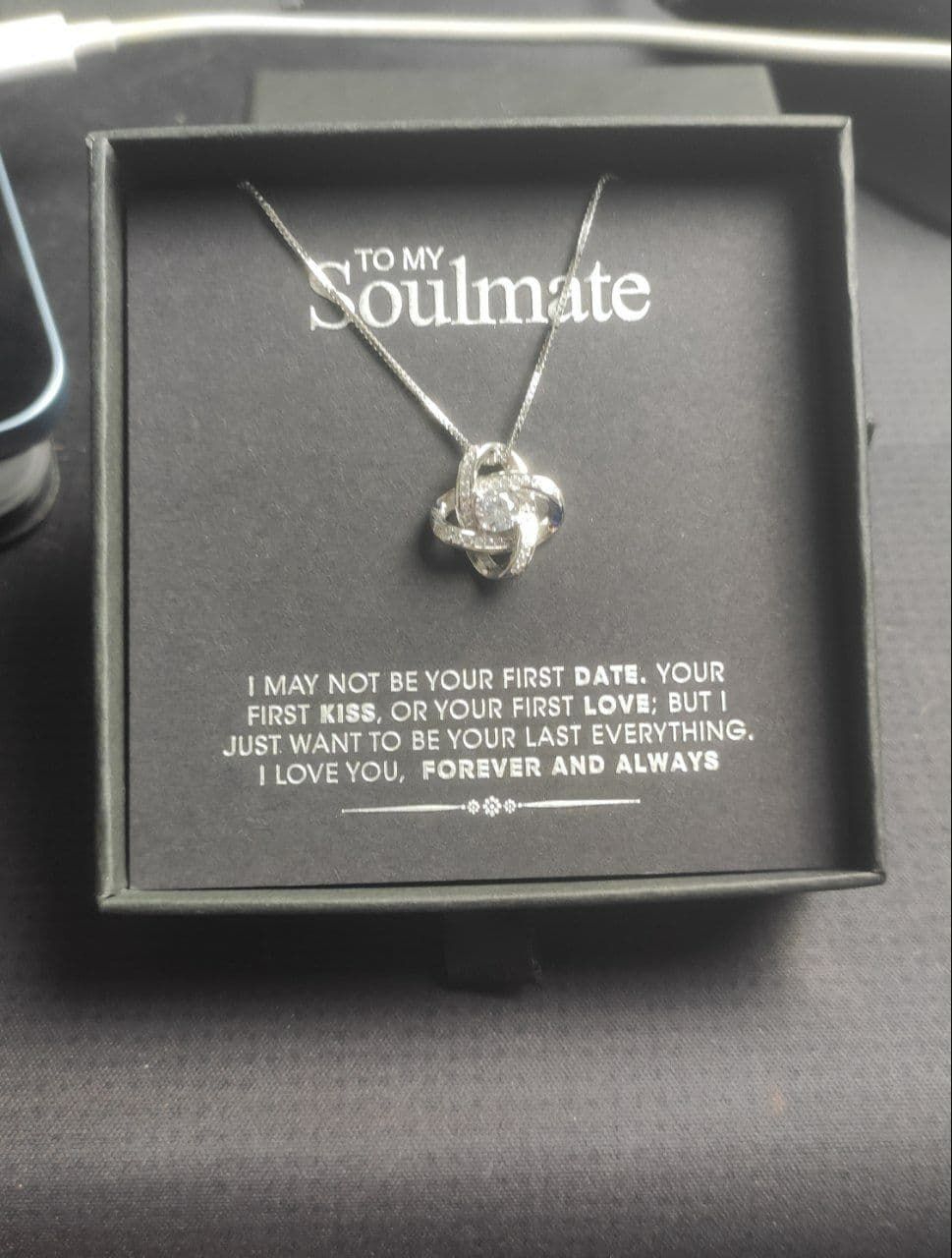 Customer photo review of "To my Soulmate" - Silver Love knot necklace