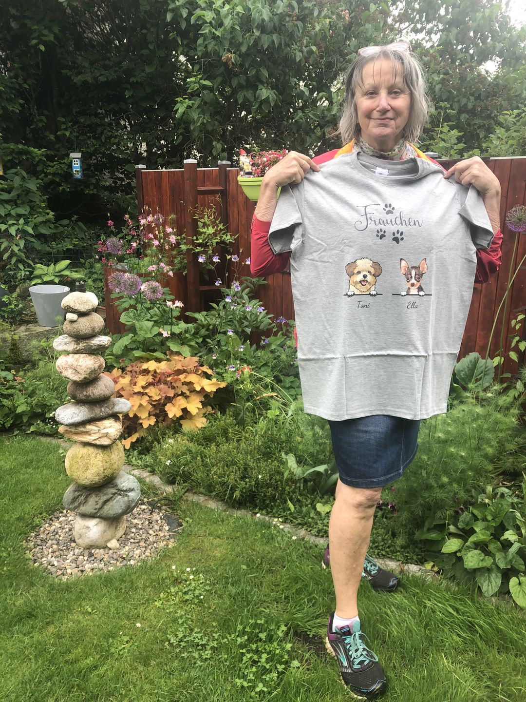 Customer photo review of Haustiereltern - Individuelles T-Shirt