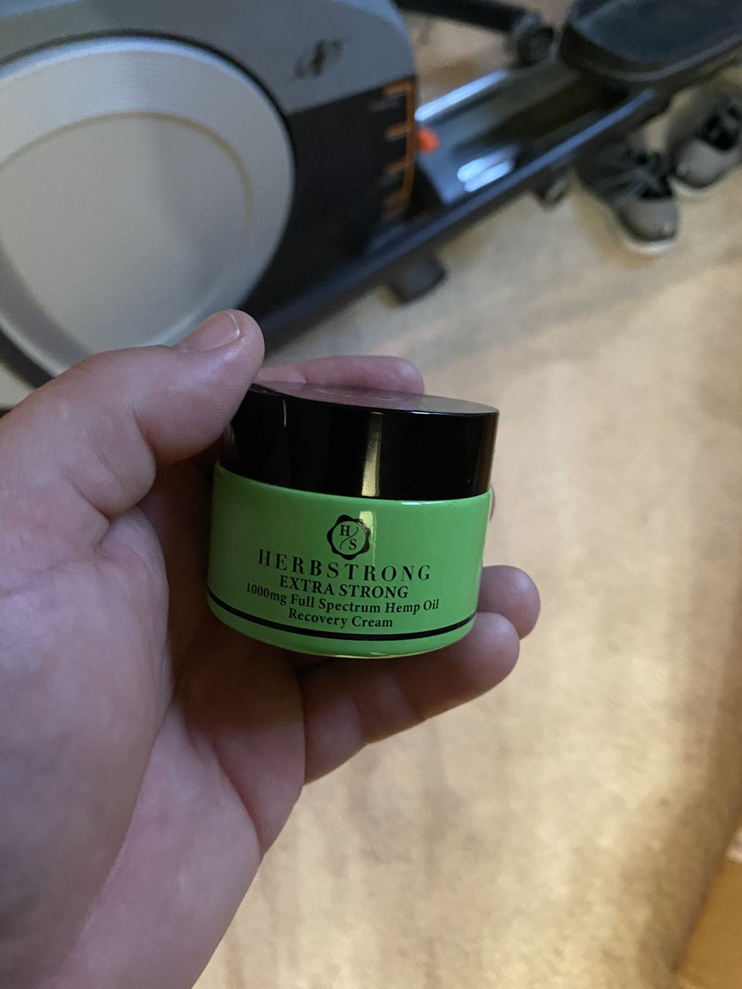 Customer photo review of Extra Strong Recovery Cream
