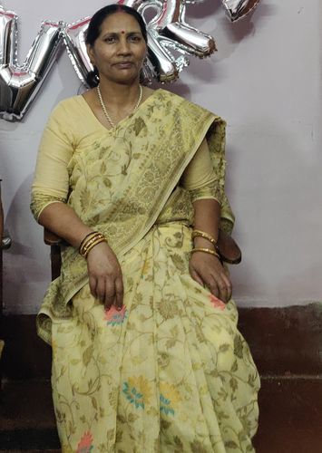 Customer photo review of Beige Cream Banarasi Saree