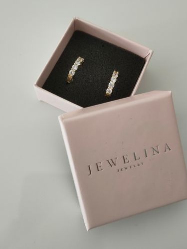 Customer photo review of Celia Creolen