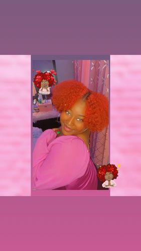 Customer photo review of Unicoeye Ocre Prescription Contact Lenses