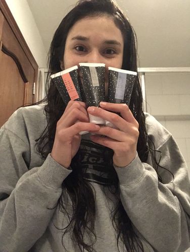 Customer photo review of RUTINA BÁSICOS FACIALES DETOX + DESPACHO GRATIS + CREMA FACIAL ANTIAGE DE REGALO