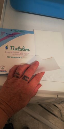 Customer photo review of Eco-Tiras de Detergente 40 lavados Natulim