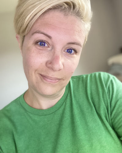 Customer photo review of [US Warehouse] Rainbow Neon Blue Contact Lenses