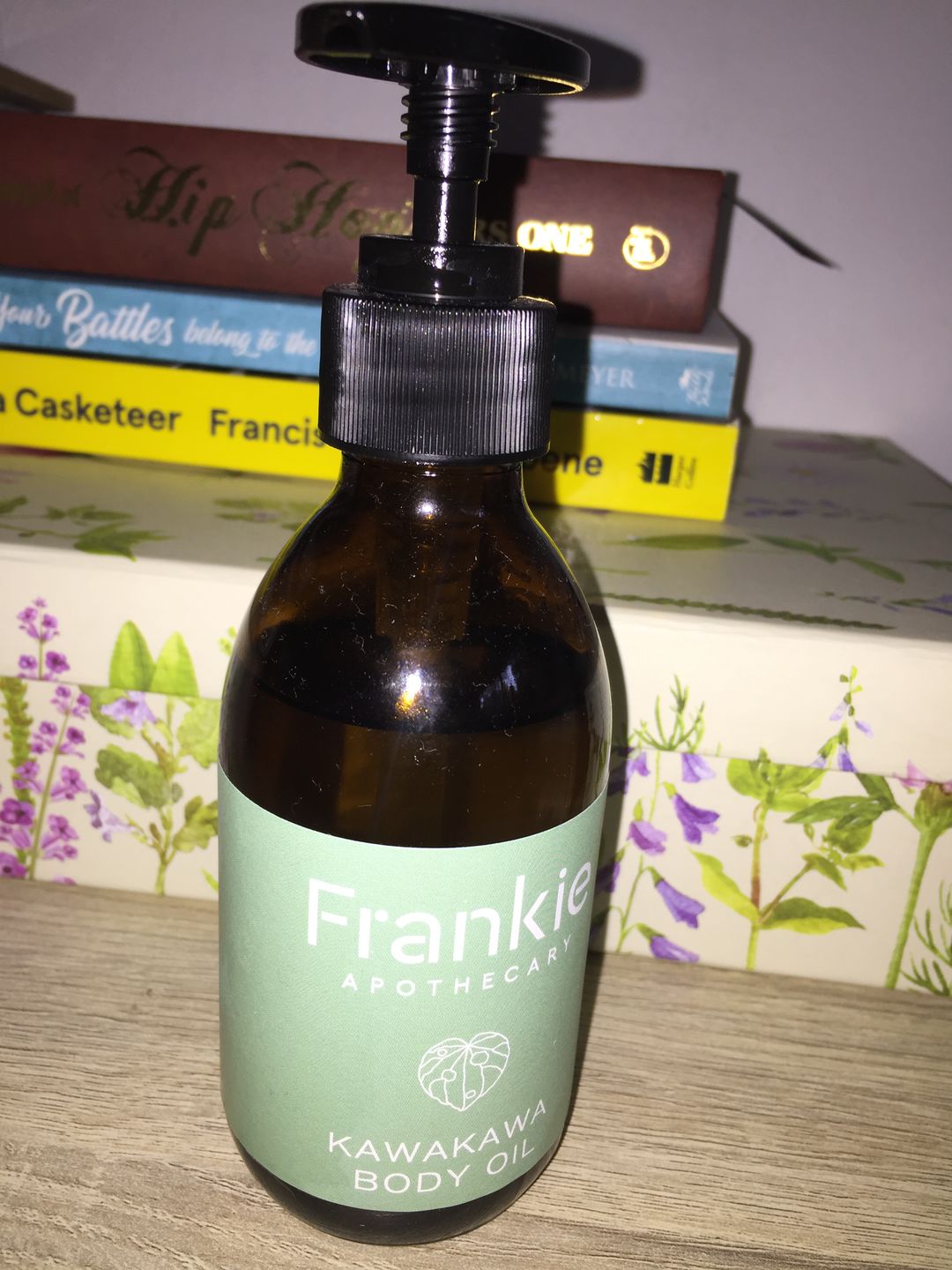 Customer photo review of Kawakawa Body Oil