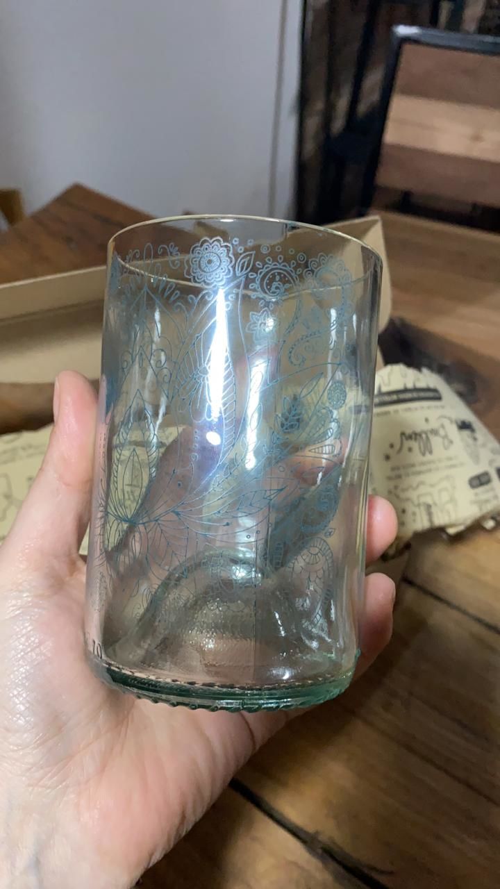 Customer photo review of Om Glass Juego de 4 Vasos