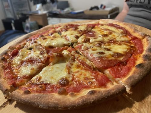 Customer photo review of Pizza Box Kit (2 Pizzas)