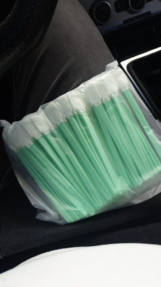 Customer photo review of Cloudray Nonwoven Cotton Swab for Cleaning Laser Lens & Mirror 100PCS/Lot