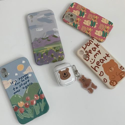 Customer photo review of Graffiti Bear Brown iPhone Case