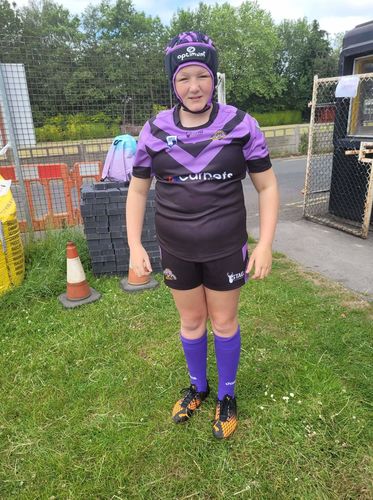 Customer photo review of Razor Headguard Purple