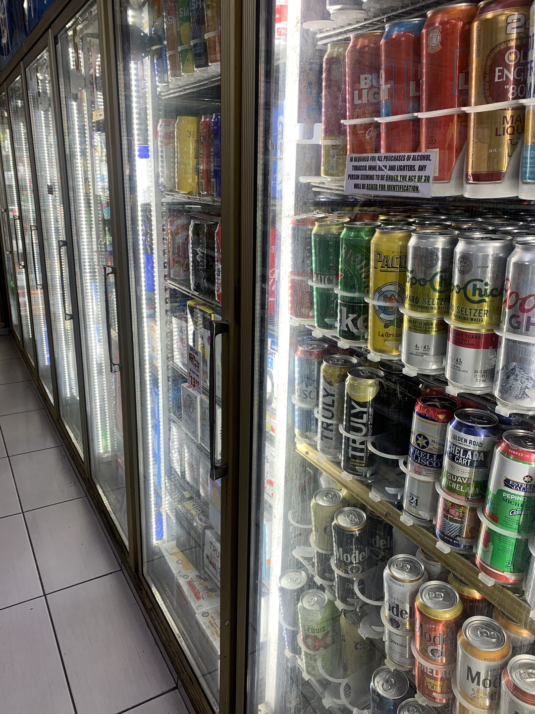 Customer photo review of T8 LED Freezer/Cooler Tube Light - V Shape - 6ft 40W 5000k Clear 4800 Lumens Rebate Eligible, Walk-in Cooler Light