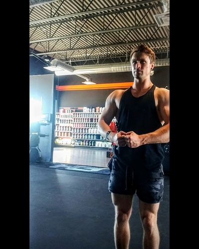 Customer photo review of 102 Bodybuilding French Terry Shorts