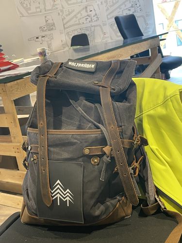 Customer photo review of Rucksack mit Patch (🌲)