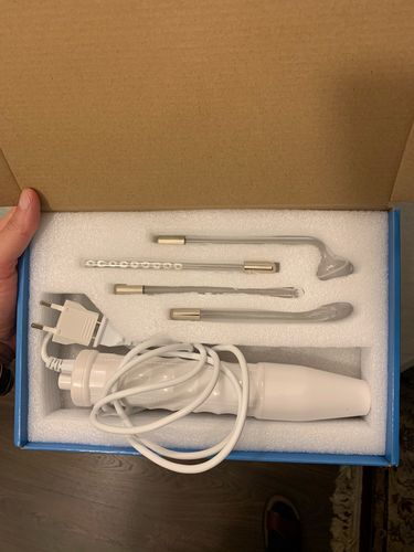 Customer photo review of InnoWand™ High Frequency Skin Therapy