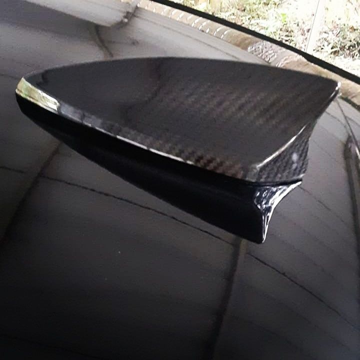 Customer photo review of Carbon Fiber Shark Fin Antenna Cover For Chevy Camaro 2016-2019