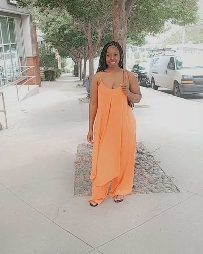 Customer photo review of Solid Cami & Pants Set