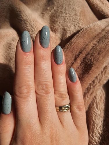 Customer photo review of Gel Polish Didier Lab Macarons Cloudy Morning 10ml
