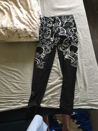 Customer photo review of PAISLEY Printed Yoga Pants
