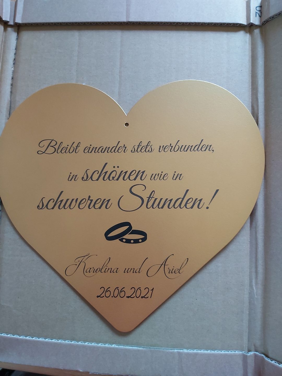 Customer photo review of Hochzeitsgeschenk - Dekoherz  "In schönen wie in schweren Stunden " aus edlem Stahl (personalisierbar)
