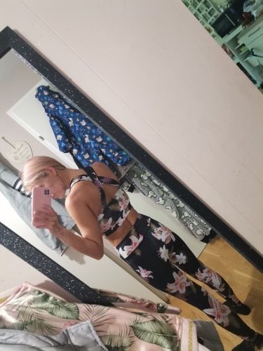 Customer photo review of LILY Floral Print Yoga Set