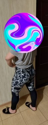 Customer photo review of PAISLEY Printed Yoga Pants