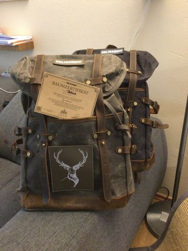 Customer photo review of Rucksack Mit Patch / Olivgrau (🌲)