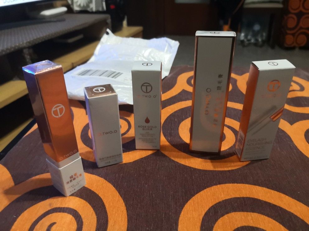 Customer photo review of O.TWO.O 2 IN 1 MIRACLE MASCARA