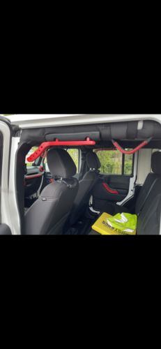 Customer photo review of Aluminum Grab Handle for 11-18 Jeep Wrangler JK/ JKU