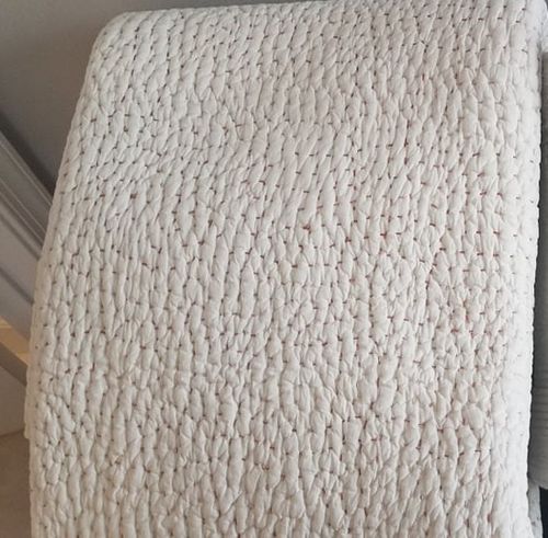 Customer photo review of Renewed Pebbled Handstitched Organic Quilt, King