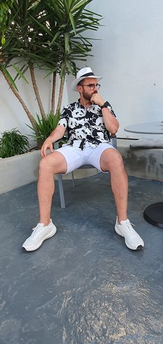 Customer photo review of Chemise en coton casual pour homme à manches courtes