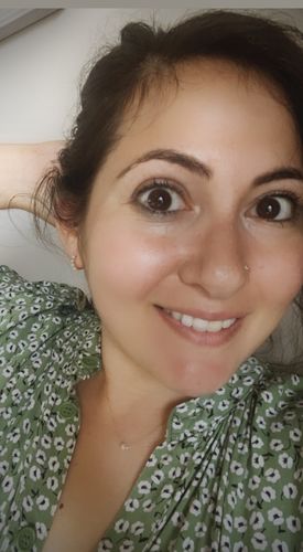 Customer photo review of Nuwa pearl huggies and chain